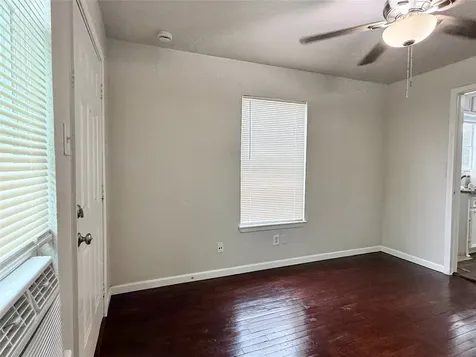 7427 Avenue I D Houston TX 77011