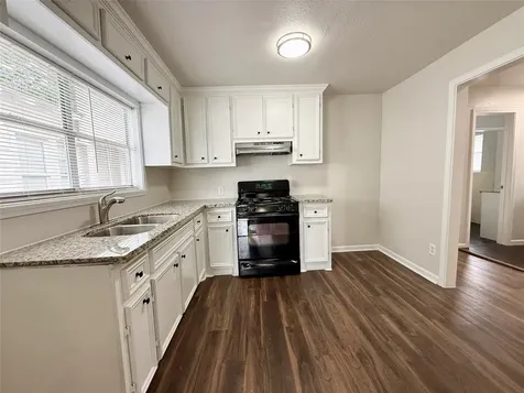 7427 Avenue I D Houston TX 77011