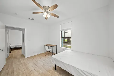 701 28th Street B Galveston TX 77550