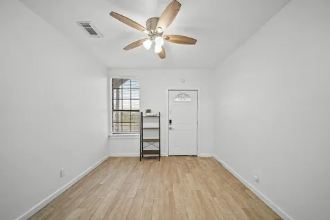 701 28th Street B Galveston TX 77550