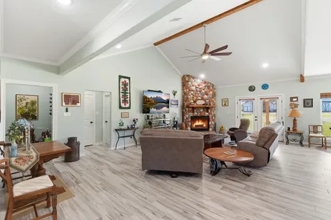 11592 Tailslide Drive Berryville TX 75763