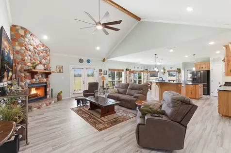 11592 Tailslide Drive Berryville TX 75763