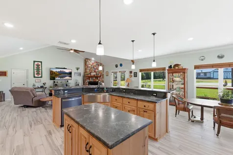 11592 Tailslide Drive Berryville TX 75763