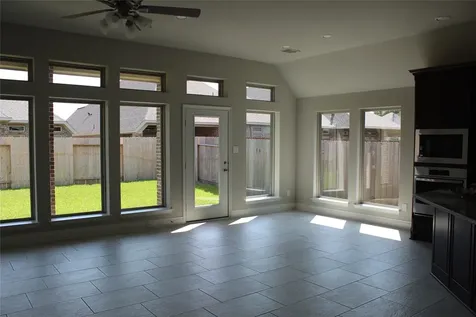 1335 Paradise Creek Lane Rosenberg TX 77471