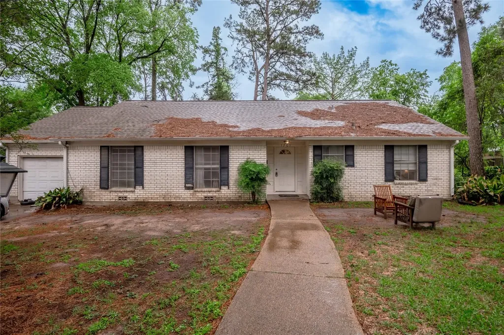 1701 Avenue R Huntsville TX 77340