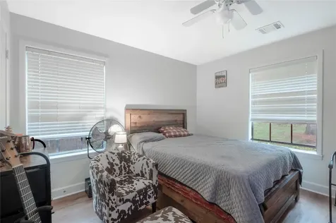 1701 Avenue R Huntsville TX 77340