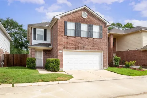 8252 Golf Green Circle Houston TX 77036