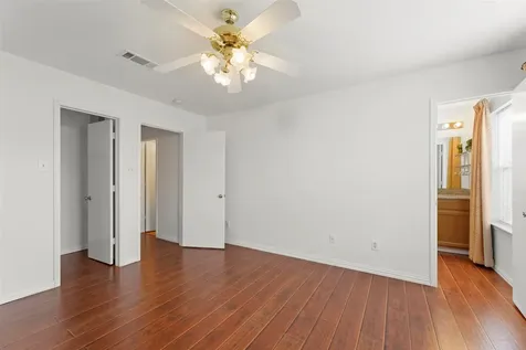 8252 Golf Green Circle Houston TX 77036
