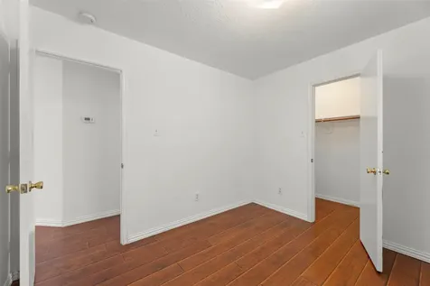 8252 Golf Green Circle Houston TX 77036
