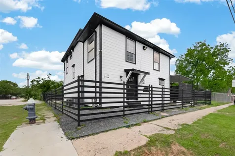 2120 Fulton Street Houston TX 77009