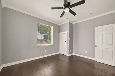 2120 Fulton Street Houston TX 77009