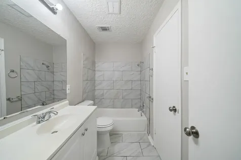 13464 Castilian Drive 2 Houston TX 77015