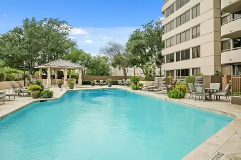 3525 Sage Road 404 Houston TX 77056