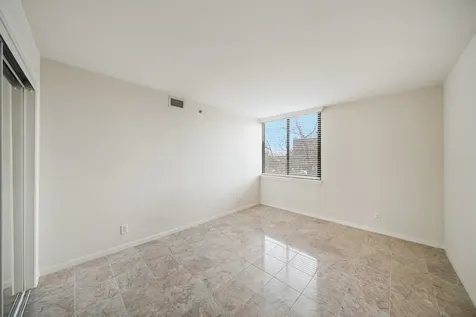 3525 Sage Road 404 Houston TX 77056