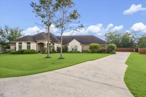 3391 Clearwood Circle Alvin TX 77511