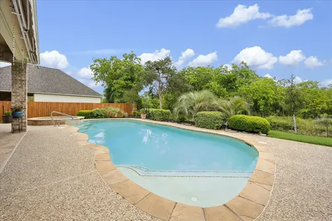 3391 Clearwood Circle Alvin TX 77511