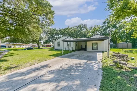 1102 W Hart Avenue Pasadena TX 77506