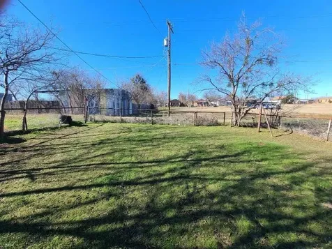 503 N Electra Street Electra TX 76360