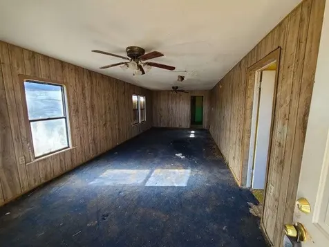 503 N Electra Street Electra TX 76360