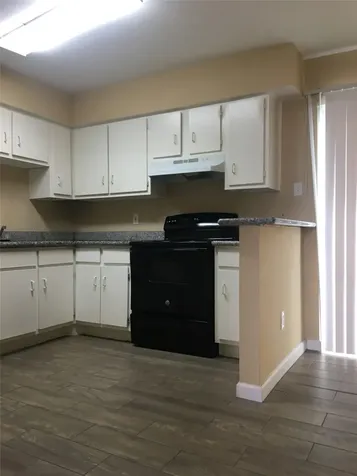 5625 Antoine Drive 313 Houston TX 77091