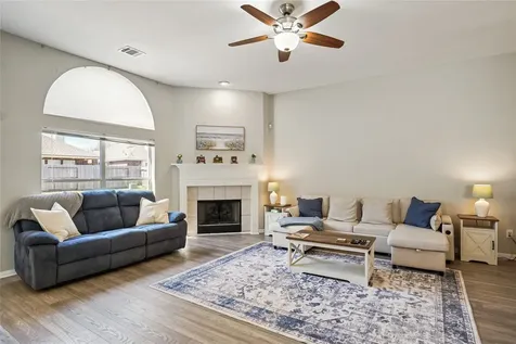 5710 Shady Hollow Court Rosharon TX 77583