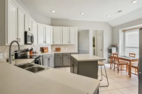 5710 Shady Hollow Court Rosharon TX 77583