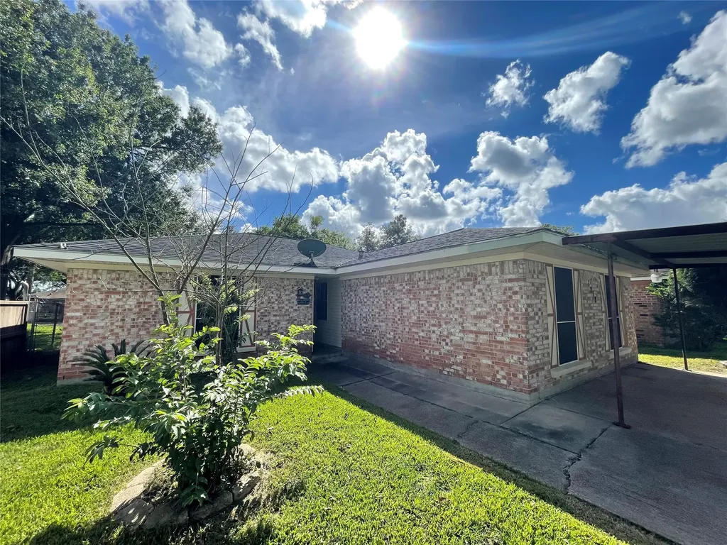 1212 Avenue M South Houston TX 77587