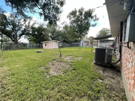 1212 Avenue M South Houston TX 77587