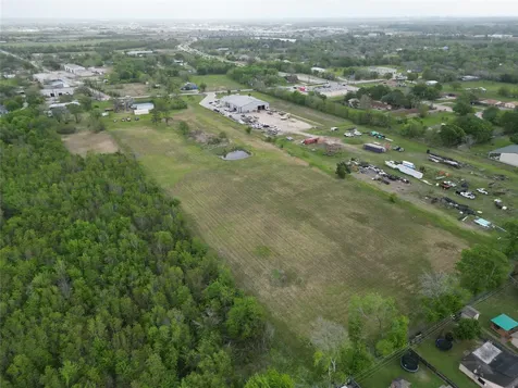 2319 W Cedar Bayou Lynchburg Road Baytown TX 77521