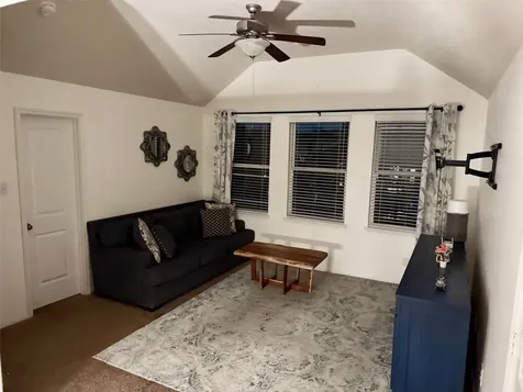 2911 Lake Drive Katy TX 77494