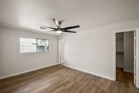 5514 Chantilly Lane Houston TX 77092
