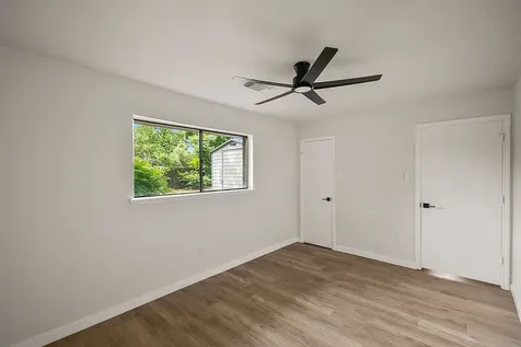 5514 Chantilly Lane Houston TX 77092