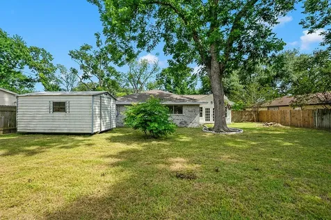 5514 Chantilly Lane Houston TX 77092