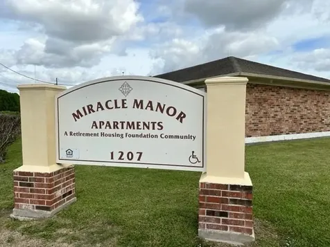 1207 Miracle Drive Edna TX 77957