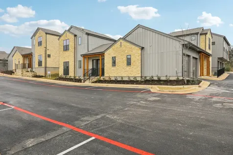 1601-702 Mustang Drive Marble Falls TX 78654