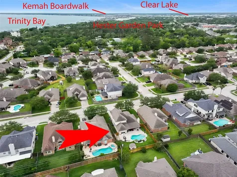 949 Autumn Brook Street Seabrook TX 77586