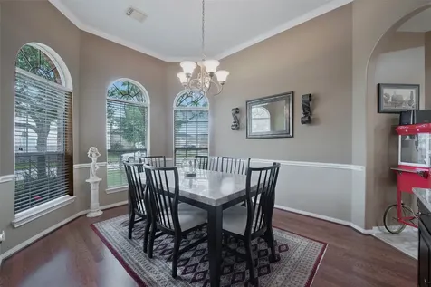 949 Autumn Brook Street Seabrook TX 77586