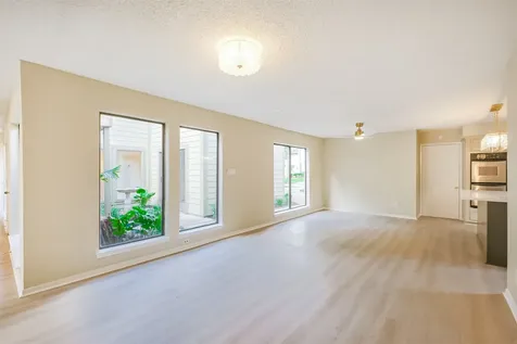 10727 Villa Lea Lane Houston TX 77071