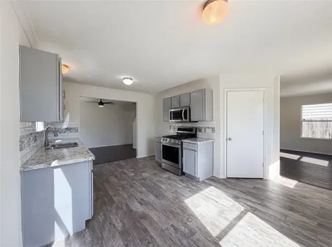12927 Colony Heath Lane Houston TX 77085