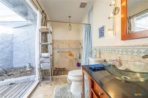 189 Driftwood Drive City By The Sea TX 78336