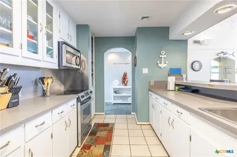 189 Driftwood Drive City By The Sea TX 78336