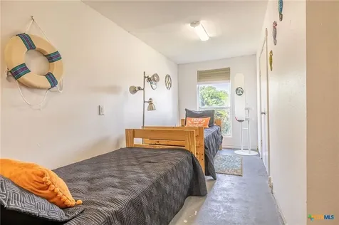 189 Driftwood Drive City By The Sea TX 78336