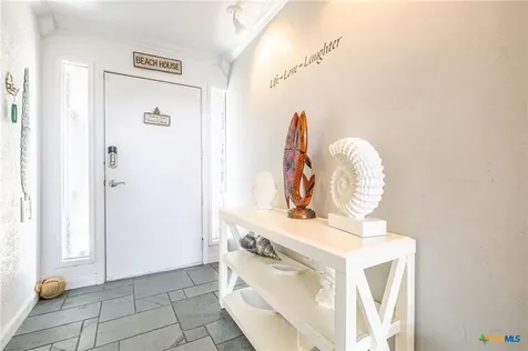 189 Driftwood Drive City By The Sea TX 78336
