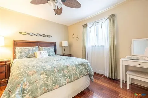 189 Driftwood Drive City By The Sea TX 78336