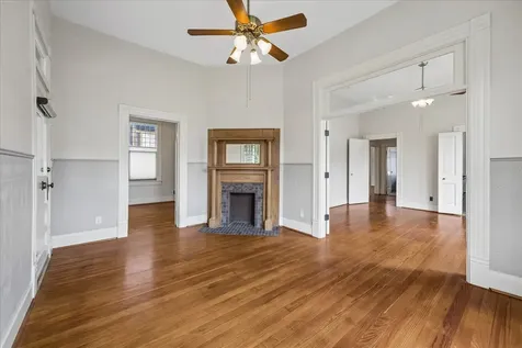 1846 Arlington Street Houston TX 77008
