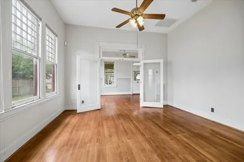 1846 Arlington Street Houston TX 77008