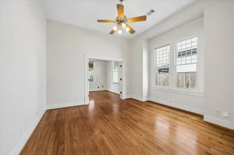 1846 Arlington Street Houston TX 77008