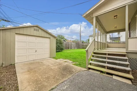 1846 Arlington Street Houston TX 77008