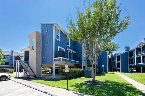 18511 Egret Bay Boulevard 511 Webster TX 77058