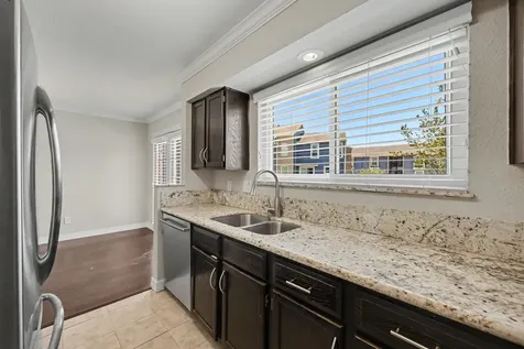 18511 Egret Bay Boulevard 511 Webster TX 77058